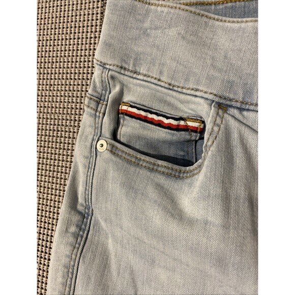 Tommy Hilfiger Gramercy Jeans Womens Size 4 Denim Skinny Slimming Pull On - Picture 5 of 7